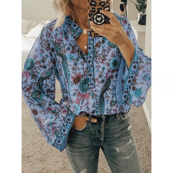 V-neck printed shirt - Image 2